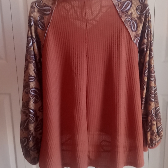 Top - Picture 6 of 7